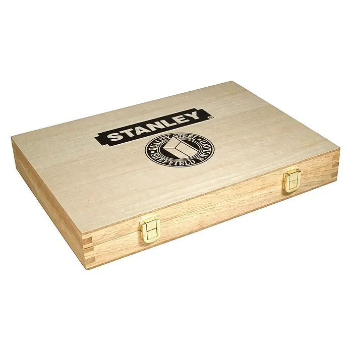 Stanley Bailey Stechbeitelsatz BAILEY - Eschenholz, 5 -tlg. - Hölzerne Stanley Werkzeugkiste mit dem Stanley Logo und einem Qualitätssiegel, ideal für die Aufbewahrung von Werkzeugen.
