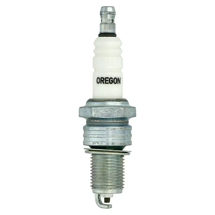 Oregon Zündkerze Q 77-312-1 - Passend für: Ausgewählte Bosch, Champion, Denso & NGK Rasenmäher - Nahaufnahme einer neuen Oregon-Zündkerze. Perfekt für zuverlässige Motorleistung und lange Lebensdauer.