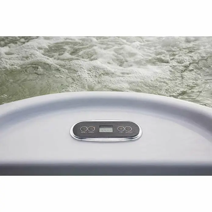 Camargue Außen-Whirlpool Serenity - 213 x 213 x 91 cm, Grau/Weiß, Max. Personenzahl: 6 - Nahaufnahme des Bedienfelds eines Whirlpools mit Anzeige und Tasten zur Steuerung von Pumpe und Licht.