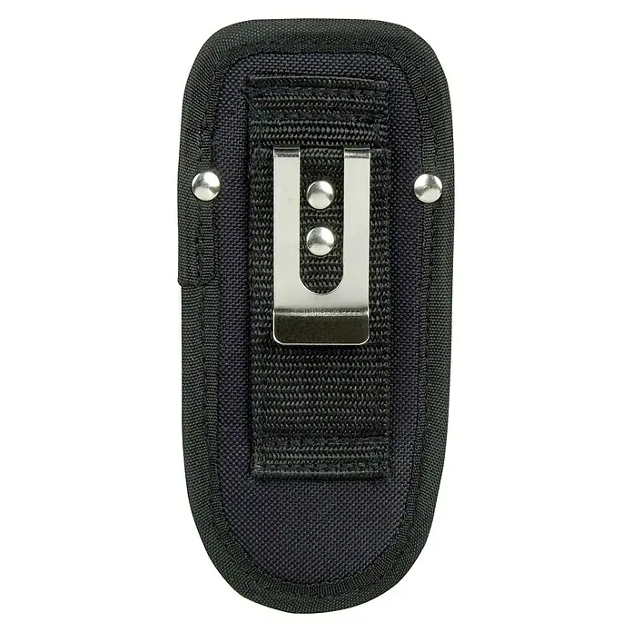 Stanley Holster - Geeignet für: Messer, Ausstattung: Gürtelclip - Nahaufnahme eines schwarzen Gürtelholsters aus Stoff mit einem silbernen Metallclip zur Befestigung und runden Metallnieten an den Seiten.