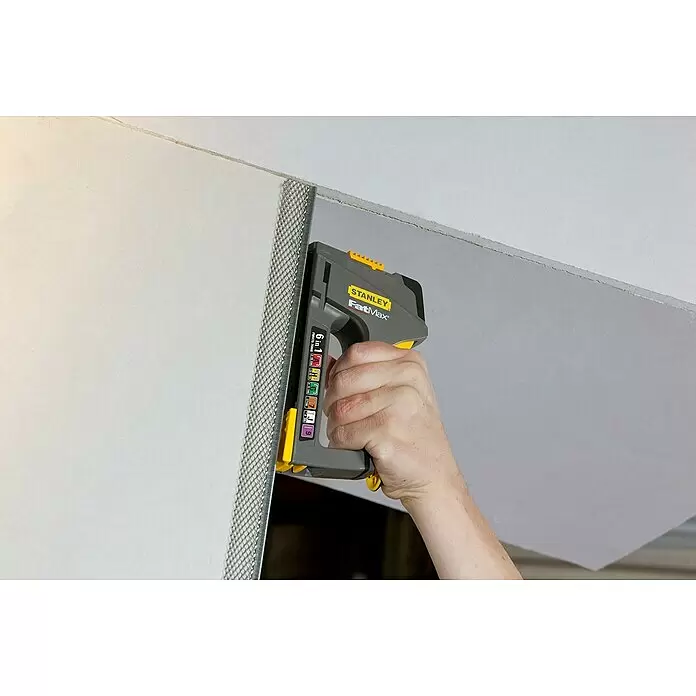 Stanley FatMax Kombi-Handtacker TR75 - Klammertiefe: 14 mm, Geeignet für: Möbelaufarbeitungen - Anwendungsbeispiel