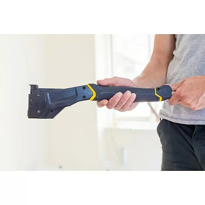 Stanley FatMax Hammertacker FMHT81394-9 - Wiederbefüllbar - Anwendungsbeispiel