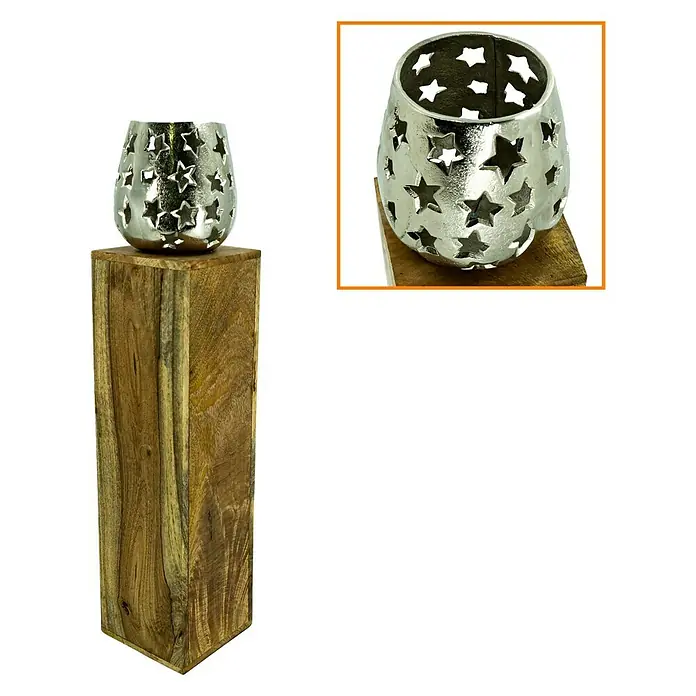 Windlicht auf Mangoholz-Säule - L x B x H: 15 x 15 x 69 cm, Silber/Holz - Dekorative silberne Sternen-Laterne auf einem Holzständer, die ein warmes, gemütliches Licht erzeugt. Eine stilvolle Ergänzung für jedes Zuhause.