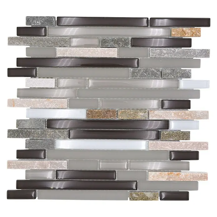 Mosaikfliese Verbund Crystal Mix XCM MV808 - 30 x 30 cm, Grau, Matt - Nahaufnahme eines eleganten Mosaiks aus Glas- und Steinfliesen in neutralen Farbtönen für stilvolle Wandgestaltungen.