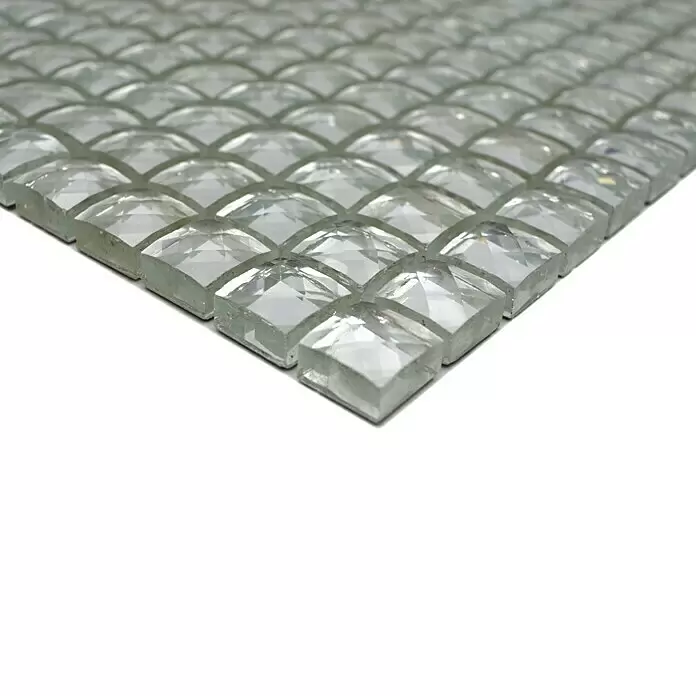 Mosaikfliese Quadrat Crystal XCM SV827 - 30 x 30 cm, Weiß, Glänzend - Transparente, facettierte Glasmosaikfliesen in einem Gittermuster.