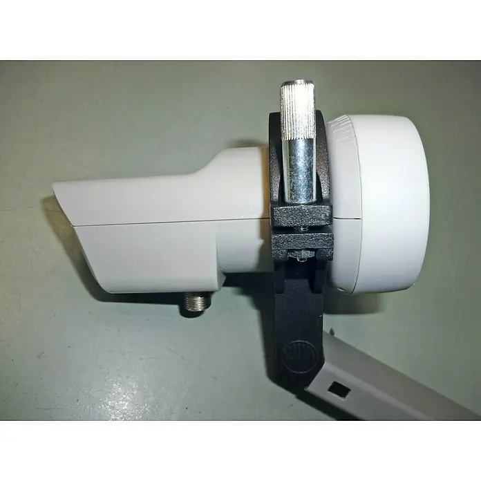 Schwaiger SAT-Anlage Camping-Set Koffer - 35 cm, Hellgrau, Feedaufnahme: 40 mm - Satellitenempfänger mit Halterung. Die LNB-Einheit in Weiß und Grau mit Verbindungsteilen.