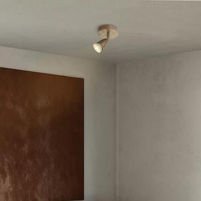 Home Sweet Home LED-Deckenstrahler rund Curl - 5,8 W, Ø x H: 11,5 x 13,5 cm, Bronze, Warmweiß, 1 Stk. - Bronze-Deckenstrahler mit zwei verstellbaren Köpfen, der einen Raum beleuchtet.