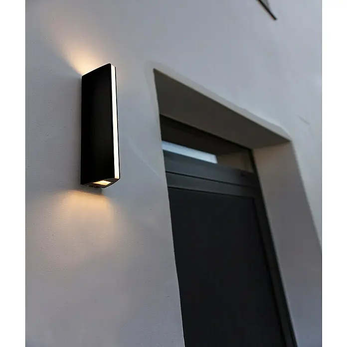 Lutec Aplique exterior LED Leo - 14,5 W, 8,7 x 6,6 x 30 cm, Negro, IP54 - Lámpara de pared exterior negra moderna con efectos de luz arriba y abajo. Ideal para iluminación de fachadas y entradas de casa.
