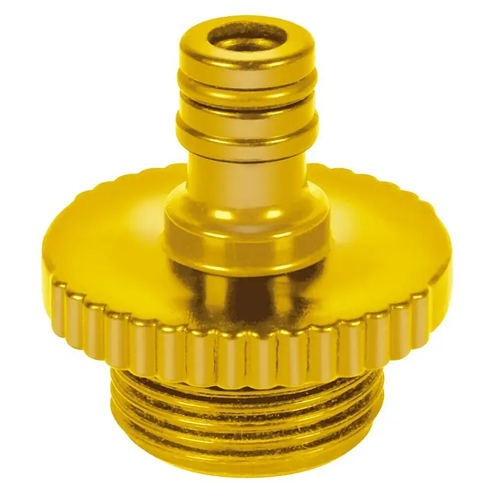 Neptun Gartenpumpe NGP-E 100 SET - 1.000 W, Max. Fördermenge: 4.600 l/h - Detailaufnahme eines goldenen Schlauchverbinders. Der Verbinder hat ein gerändeltes Gehäuse und ein Gewinde für eine sichere Verbindung.