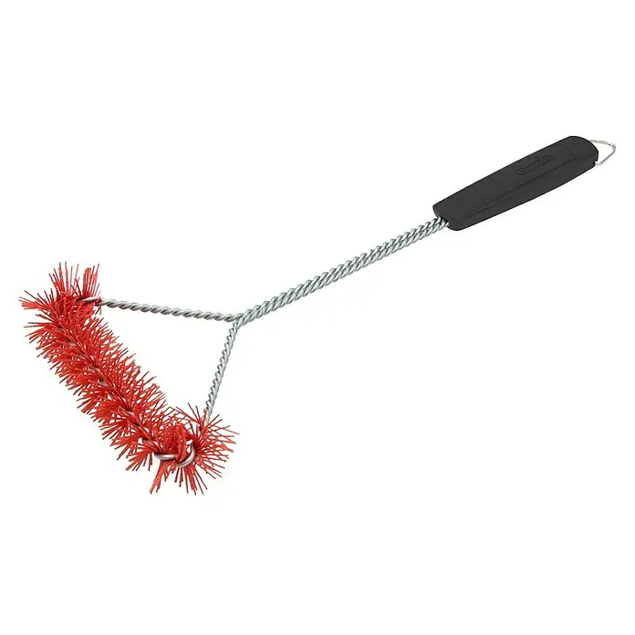 Char-Broil Grillbürste Cool Clean 360° - Länge: 44,5 cm, Nylon - Ein roter Grillbürste mit einem langen, spiralförmigen Griff und einem schwarzen Gummigriff, ideal zum Reinigen von Grillrosten.