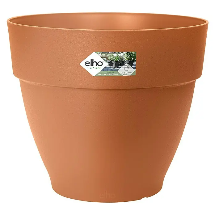 Elho Vibia Campana Maceta para planta Vibia Campana - Dimensiones externas (Ø x Al): 25 x 21 cm, Plástico, Terracota - Una maceta grande Elho de color terracota hecha con materiales reciclados con un diseño cónico simple, apta para uso interior y exterior.