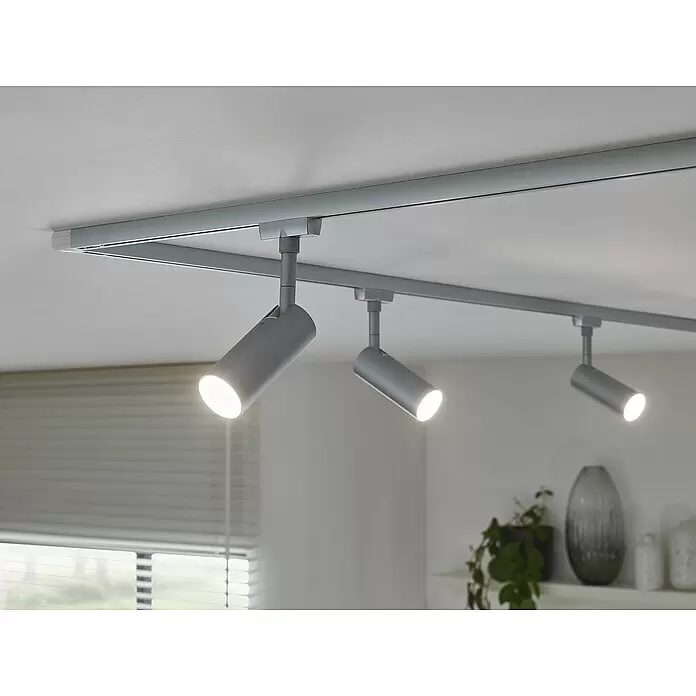 Paulmann URail LED-Spot Tubo - 5 W, L x B x H: 10,5 x 4,2 x 19,6 cm, Chrom-matt, Warmweiß - Stimmungsaufnahme
