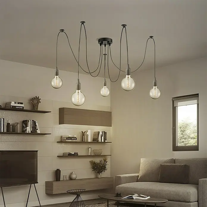 Home Sweet Home Lampenbaldachin - 5-fach, Schwarz, Metall, 12 cm - Moderne Pendelleuchte mit fünf Edison-Glühbirnen, die ein warmes, einladendes Licht in einem stilvollen Wohnzimmer erzeugt.