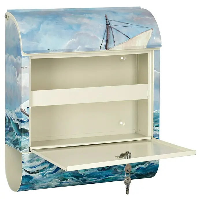 Wandbriefkasten - L x B x H: 12 x 38 x 45 cm, Stahl, Zeitungsfach, Segelboot - Geöffeter Briefkasten mit maritimem Design.