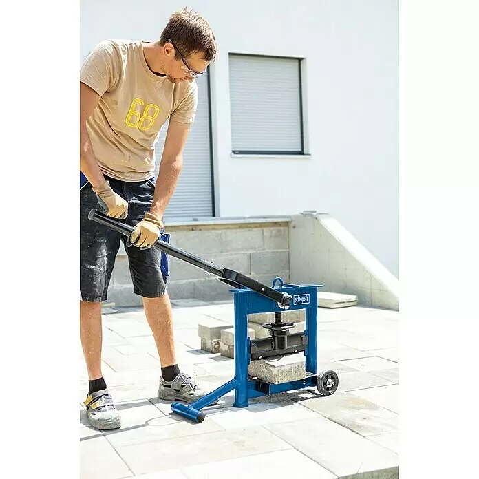 Scheppach Steintrenner HSC 130 - Schnittlänge: 0 mm - 330 mm, Schnitthöhe: 25 mm - 140 mm - Anwendungsbeispiel