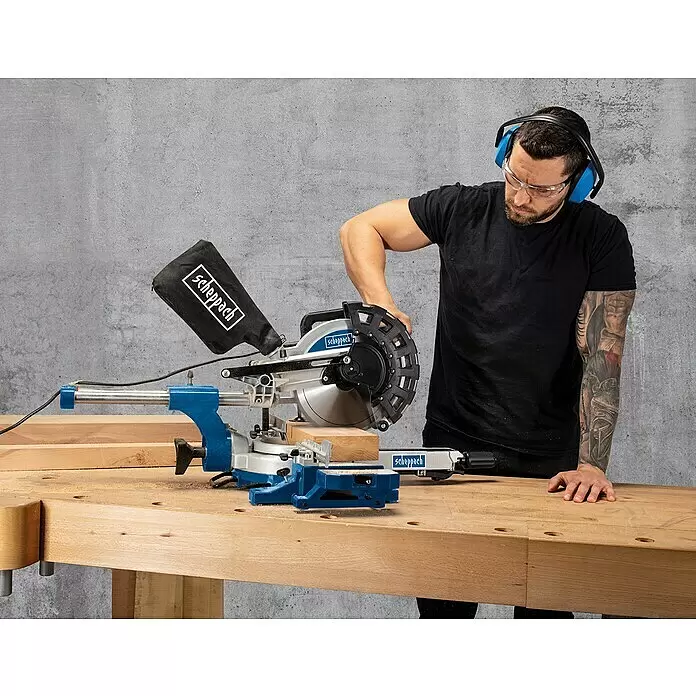 Scheppach Kappzugsäge HM 254 - 2.000 W, Durchmesser Sägeblatt: 255 mm, 4.500 U/min - Anwendungsbeispiel