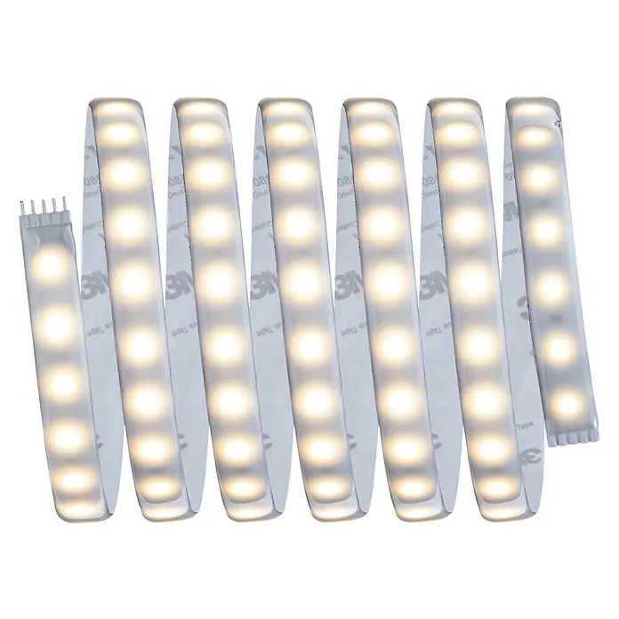 Paulmann MaxLED 500 LED-Band - L x H: 2,5 m x 4 mm, Silber - Nahaufnahme eines LED-Streifens mit Klebeband auf schwarzem Hintergrund, der eine warme und moderne Beleuchtungslösung darstellt.