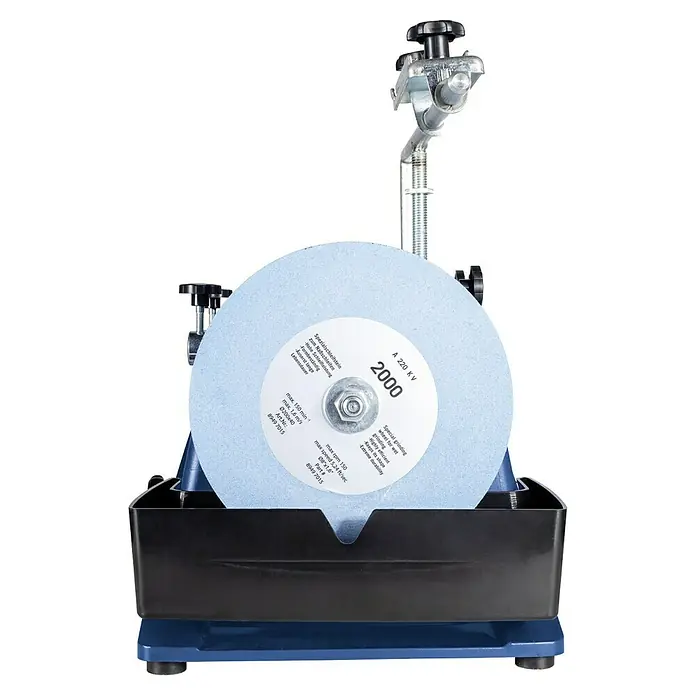 Scheppach Nass-Schleifmaschine TiGer 2000 S - 120 W - Nassschleifmaschine mit Schleifscheibe und Werkzeughalter zur präzisen Bearbeitung von Werkzeugen für Heimwerker und Profis.