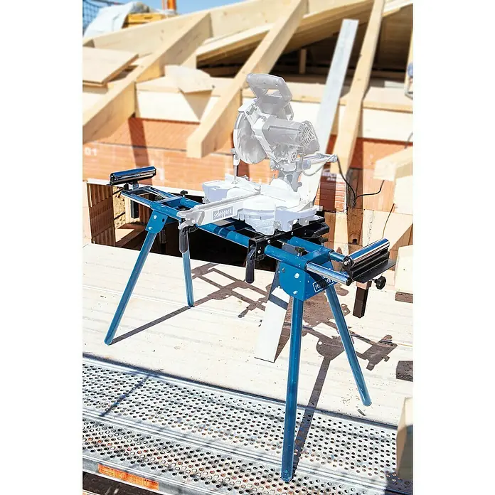 Scheppach Sägetisch UMF1600Geeignet für: Kappsägen, L x H: 1.000 x 810 mm - Der Scheppach Untergestell mit Rollenbahn bietet eine sichere Basis für Sägearbeiten, ideal für Baustellen und Werkstätten.