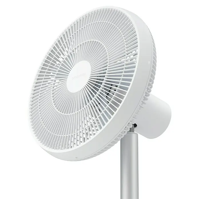 Xiaomi Ventilador de pie Smart Fan 2S - Blanco, 34 cm, 90 cm - Primer plano de un ventilador de pie Smartmi blanco, que muestra su diseño elegante y soporte ajustable.