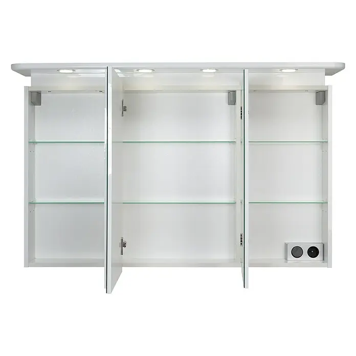 Riva LED-Spiegelschrank Aquila - B x H: 120 x 75,2 cm, Holz, Weiß - Ein weißer Spiegelschrank mit offenen Türen, der Regalböden und Steckdosen zeigt. Die Beleuchtung ist integriert.