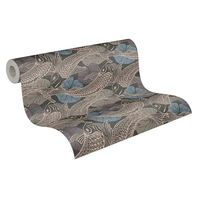 A.S. Création Metropolitan Stories II Vliestapete Koi - Blau, Tieroptik, 10,05 x 0,53 m - Eine Rolle stilvoller Tapete mit Koi-Karpfen- und Seerosenmuster in sanften Grau- und Blautönen, ideal für eine elegante Raumgestaltung.