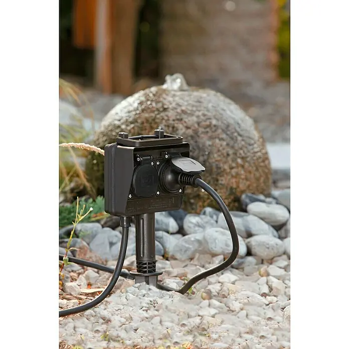 Voltomat Erdspieß-Steckdose - Kabellänge: 5 m, 2 Stk., IP44 - Eine wetterfeste Gartensteckdose mit Erdspieß zur sicheren Stromversorgung im Außenbereich. Praktisch für Gartenarbeit und Dekoration.