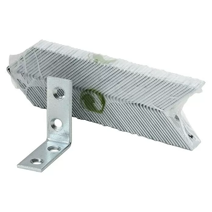 Vormann Escuadra de silla - L x An x Al: 60 x 18 x 60 mm, 50 ud., Acero - Pila de componentes triangulares estriados de color plateado, envueltos en plástico, con un soporte metálico en L adjunto.
