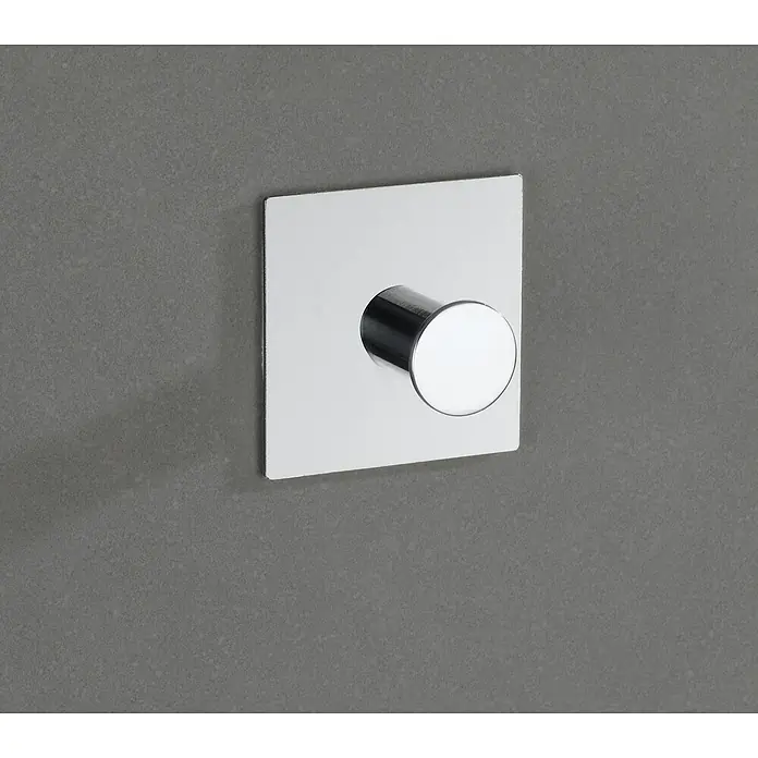 Wenko Handtuchhaken Accadia - 1 Stk., Edelstahl, Glänzend - Wandmontierter Handtuchhaken aus glänzendem Chrom. Der Handtuchhaken hat eine quadratische Basis und einen zylindrischen Haken.