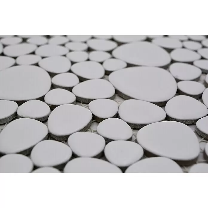 Mosaikfliese Kiesel Uni XKM 110N - 27,5 x 27,5 cm, Weiß, Matt - Weiße, kieselsteinförmige Mosaikfliesen mit glänzender Oberfläche auf Netzträger.