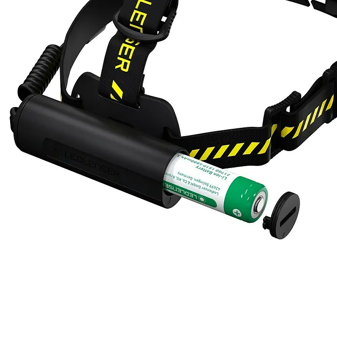 Ledlenser Stirnlampe H7R Work - 15 lm - 1.000 lm, IP67 - Detailaufnahme einer Ledlenser Stirnlampe mit sichtbarem Akku.