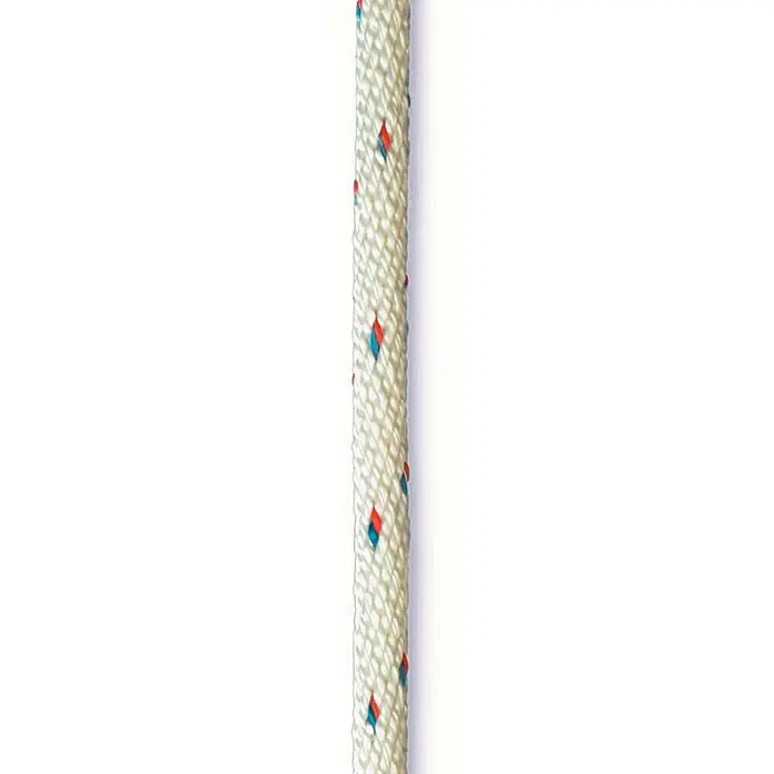 Seilflechter Cabo a metros espiral - Diámetro: 10 mm, Poliéster, Blanco - Primer plano de una cuerda blanca con detalles rojos y azules, ideal para ofrecer seguridad en actividades al aire libre.