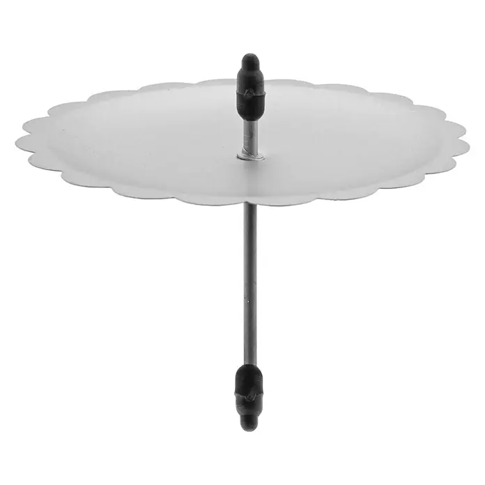 Dekoartikel Kerzenhalter Blume Silber - Silber, Metall, 4 Stk. - Eine Tortenplatte mit Mittelständer und geriffeltem Rand, ideal für Präsentation und Dekoration von Kuchen und Torten.