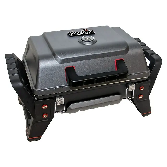 Char-Broil Gasgrill Grill2Go - Grillfläche (B x T): 44 x 28 cm, 2,7 kW, Anzahl Brenner: 2 - Der tragbare Gasgrill Char-Broil ist ideal für unterwegs und bietet Grillvergnügen überall. Kompakt, leicht und einfach zu bedienen.