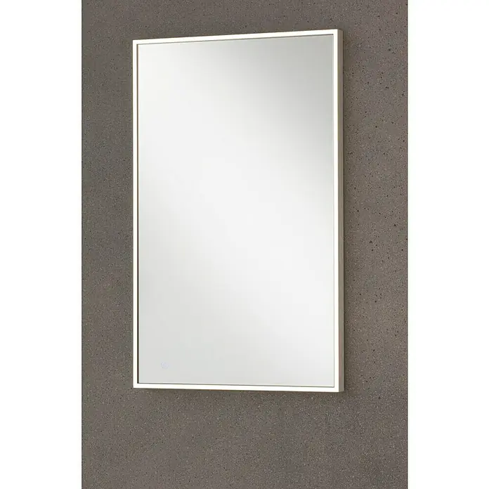 Camargue Lichtspiegel Frame - 50 x 80 cm, Leuchtmittel, Mit eckigen Kanten - Ein rechteckiger beleuchteter Spiegel mit schlankem Rahmen, der an einer grauen Wand hängt und modernes Flair versprüht.
