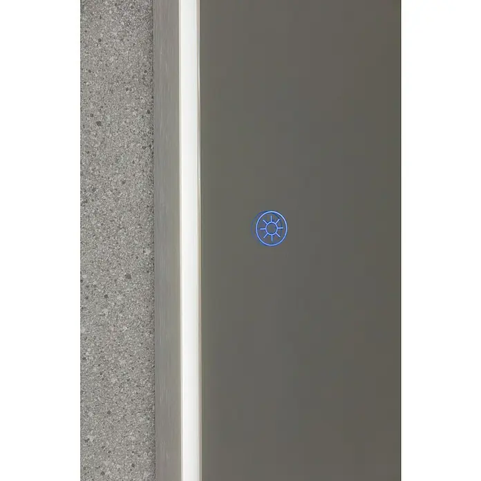 Camargue Lichtspiegel Frame - 40 x 120 cm, Leuchtmittel, Mit eckigen Kanten - Nahaufnahme eines beleuchteten Spiegels mit einem blauen Touch-Button. Das elegante Design ergänzt moderne Badezimmer.