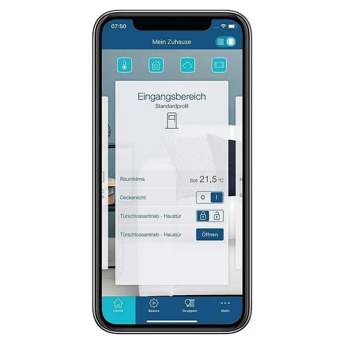 Homematic IP Funk-Türschlossantrieb HmIP-DLD - Weiß, Batteriebetrieben, 36 x 56 x 118 mm - Smartphone-Display mit einer Smart-Home-App, die den Eingangsbereich mit Raumklima- und Beleuchtungssteuerung anzeigt.