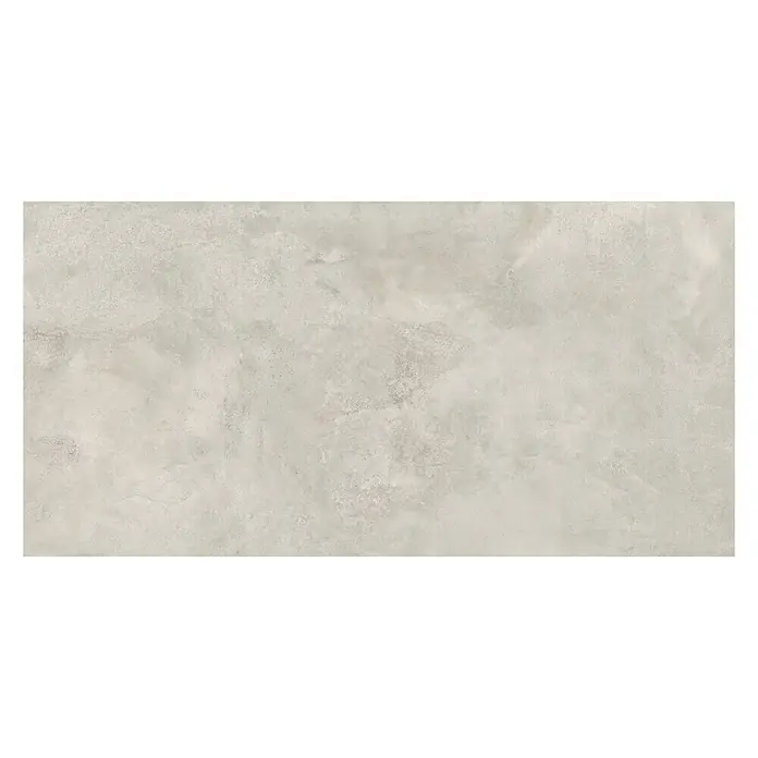 Queens Feinsteinzeugfliese - 59,8 x 119,8 cm, Weiß, Matt - Das Bild zeigt eine einzelne, rechteckige Bodenfliese in einem hellen Grauton mit einer dezenten, unregelmäßigen Textur.