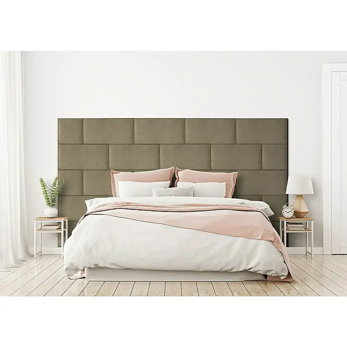 Fllow Wandpolster-Set Velvet A1 - 270 x 150 cm, Taupe - Bett mit großem, rechteckigen, gestepptem Kopfteil in Taupe, das dem Schlafzimmer einen modernen, eleganten Look verleiht.