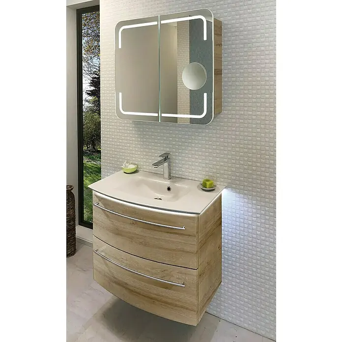 Camargue Stella LED-Spiegelschrank - B x H: 80 x 73,7 cm, Holz, Berg Eiche, Mit Beleuchtung, Kantenausführung Tür: Abgerundet - Modernes Badezimmer-Ensemble mit einem Unterschrank aus hellem Holz und einem beleuchteten Spiegelschrank. Elegantes und funktionales Design.
