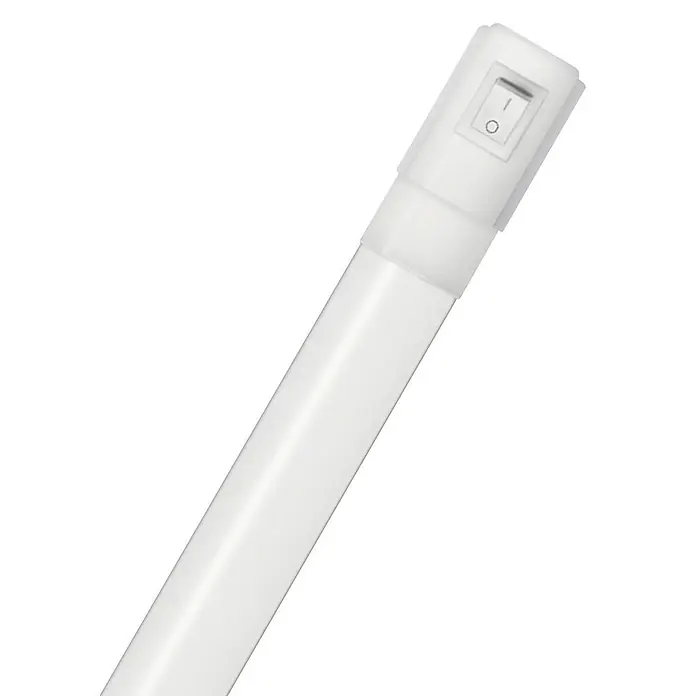 Osram LED-Unterbauleuchte TubeKIT - 8,9 W, Länge: 600 mm, Neutralweiß - Nahaufnahme einer weißen LED-Röhre mit Schalter, ideal für Schränke oder Regale. Die Leuchte bietet helles, effizientes Licht.