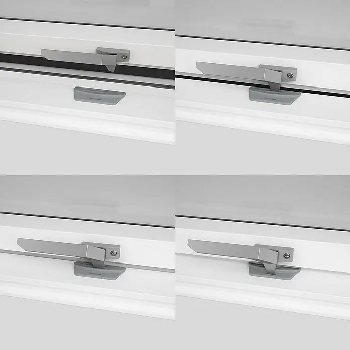 Solid Elements Griffgegenstück - Passend für: Solid Elements Dachfenster normaler Rahmen 120 mm - Silbergrauer Fenstergriffmechanismus auf weißem Rahmen, in verschiedenen offenen und geschlossenen Positionen dargestellt.