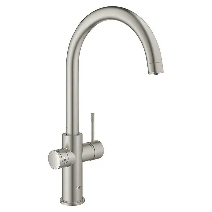 Grohe Spültischarmatur Blue Home - Höhe: 41,8 cm, C-Auslauf, Supersteel, Matt, Schwenkbar - Nahaufnahme eines eleganten Grohe Küchenarmatur in gebürstetem Nickel, das Design und Funktionalität vereint. Ideal für moderne Küchen.