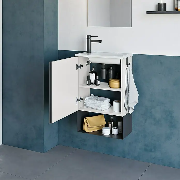 Riva Badmöbel-Set Indus - Gesamtbreite Badmöbel: 45,3 cm, Weiß/Schwarz, Glänzend, 3 -tlg. - Modernes Badezimmer-Waschbecken mit offenem Schrank. Weißer Waschtisch mit dunkler Armatur und Stauraum für Badutensilien.