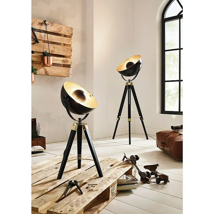 Eglo Tischleuchte Covaleda - 60 W, Gold, Schwarz, E27 - Zwei auffällige Stativleuchten in Schwarz und Gold setzen stilvolle Akzente in einem modern eingerichteten Raum.