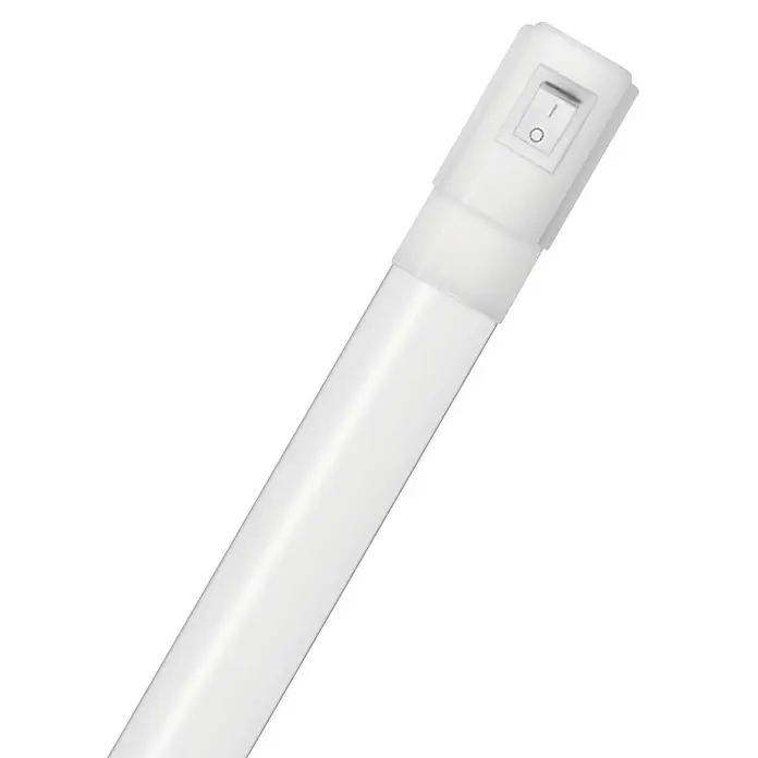 Ledvance LED-Unterbauleuchte TubeKIT21,5 W, Länge: 1.500 mm, Warmweiß - Eine weiße LED-Röhre mit einem Schalter an einem Ende, ideal für Schränke oder Regale, die zusätzliche Beleuchtung benötigen.