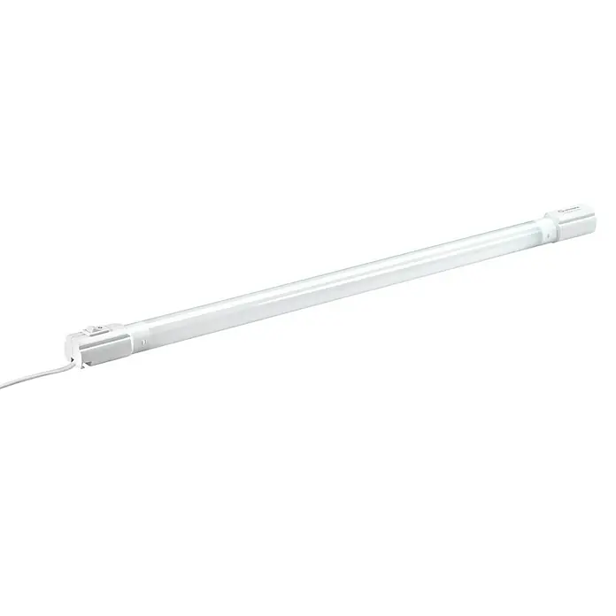 Ledvance LED-Unterbauleuchte TubeKIT8,9 W, Länge: 600 mm, Warmweiß - Eine LED-Röhrenleuchte in Weiß. Ideal für Unterbau-Beleuchtung in Küche oder Werkstatt, bietet sie helles, effizientes Licht.