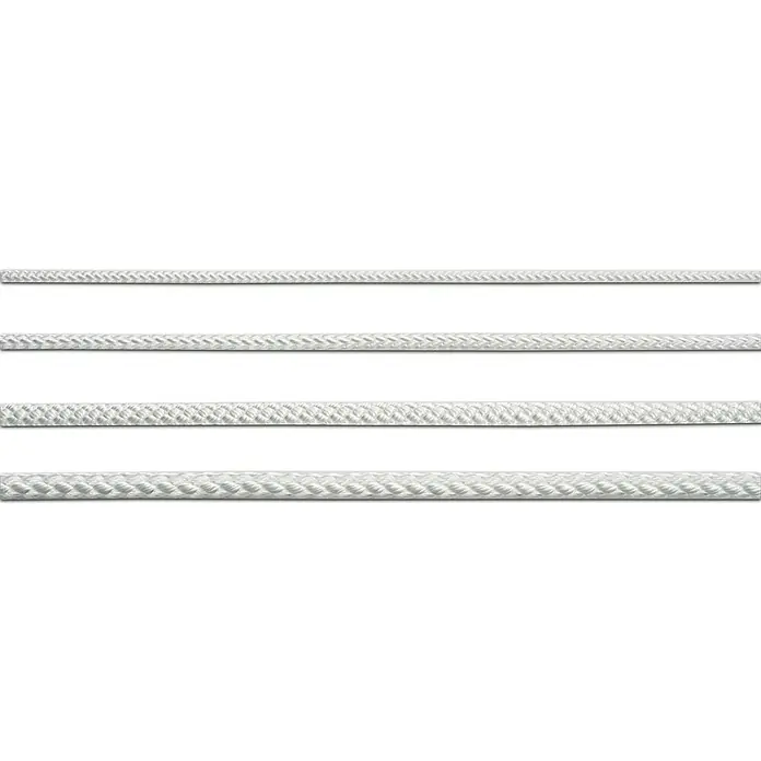 Seilflechter Cabo a metros Birolen - Diámetro: 4 mm, Poliéster, Blanco - Primer plano de cuatro cuerdas blancas trenzadas de diferentes grosores, dispuestas en paralelo. Estas cuerdas son ideales para la navegación o decoración.