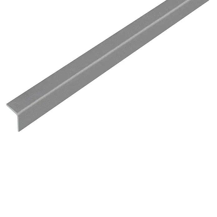 Alberts Perfil angular - 2.600 x 20 x 20 mm, Espesor: 1,5 mm, Plástico, Gris metálico - Primer plano de un perfil de aluminio gris en ángulo recto, ideal para construcciones y acabados de bordes, con superficie mate.
