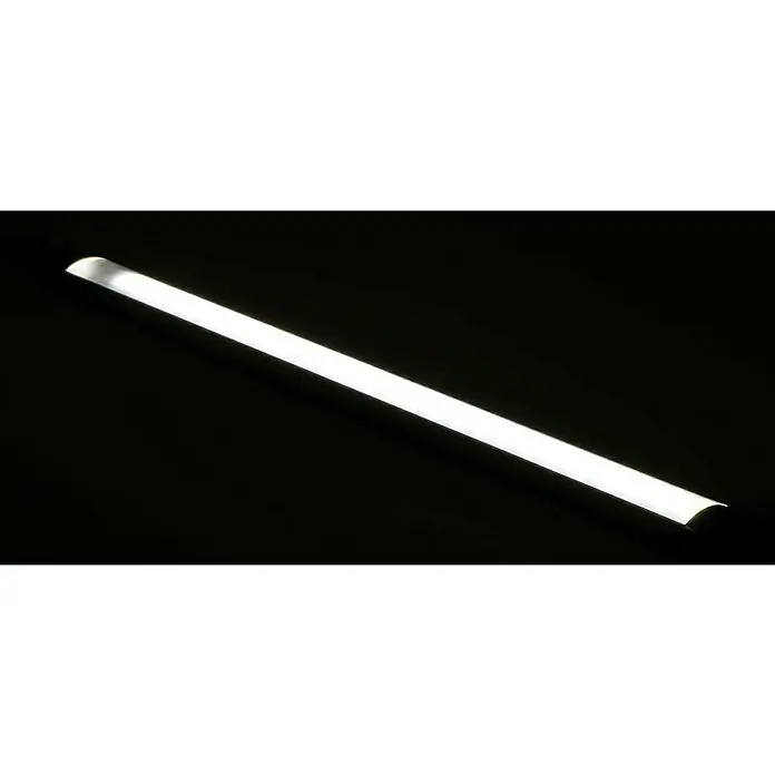Ritter Leuchten LED-Unterbauleuchte TS - 3 W, Länge: 30 cm, Neutralweiß - Eine einzelne, leuchtende LED-Röhre liegt diagonal vor einem dunklen Hintergrund. Die Enden sind abgerundet und scheinen stark.